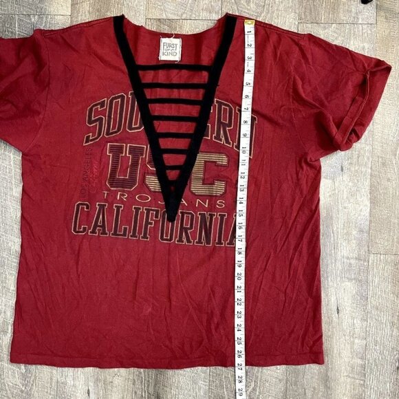 Furst of A Kind Southern UC California Graphic T Shirt Women's Size M V Neck - Picture 8 of 9